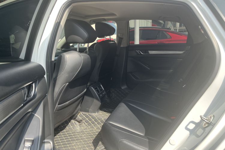 本田 雅阁 2022款 260TURBO 豪华版中控内饰7004