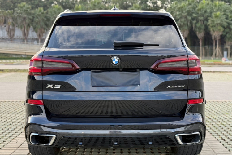 宝马X5(进口) 2022款 xDrive30i M运动套装车身外观6003