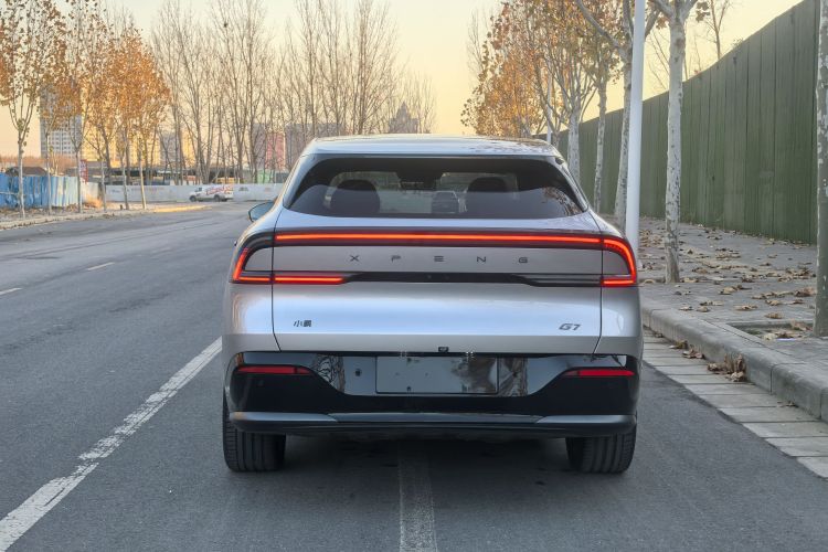 小鹏G7 2025款 702 超长续航 Max车身外观6005