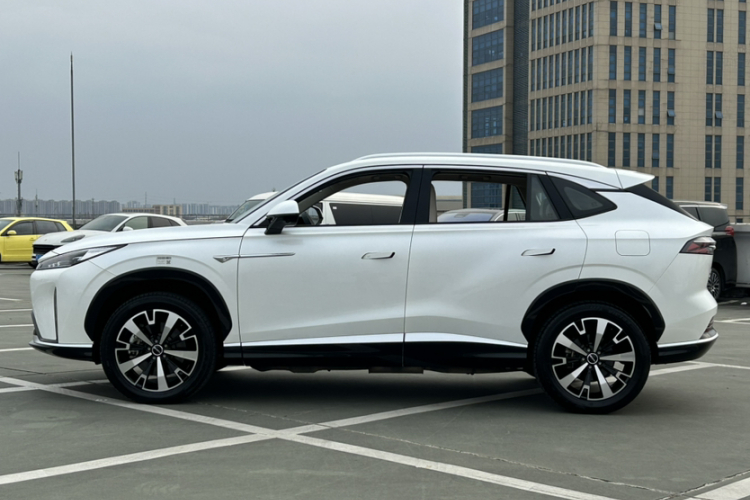 荣威D5X DMH 2024款 135科技版车身外观6004