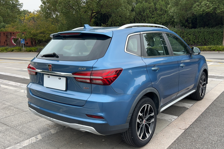 荣威RX5 2016款 20T 两驱自动互联网智享版车身外观6005