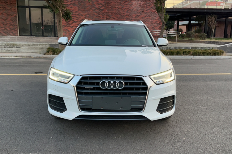 奥迪Q3 2017款 35 TFSI quattro 全时四驱风尚型车身外观6001