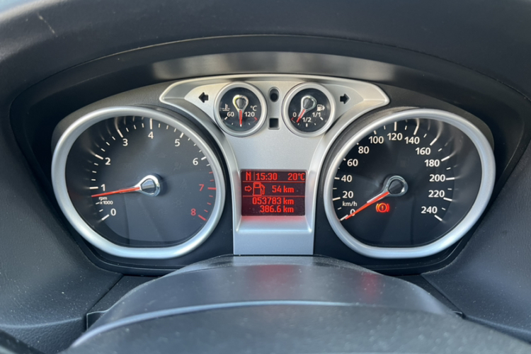 福特 福克斯 2012款 两厢经典 1.8L 自动基本型中控内饰15