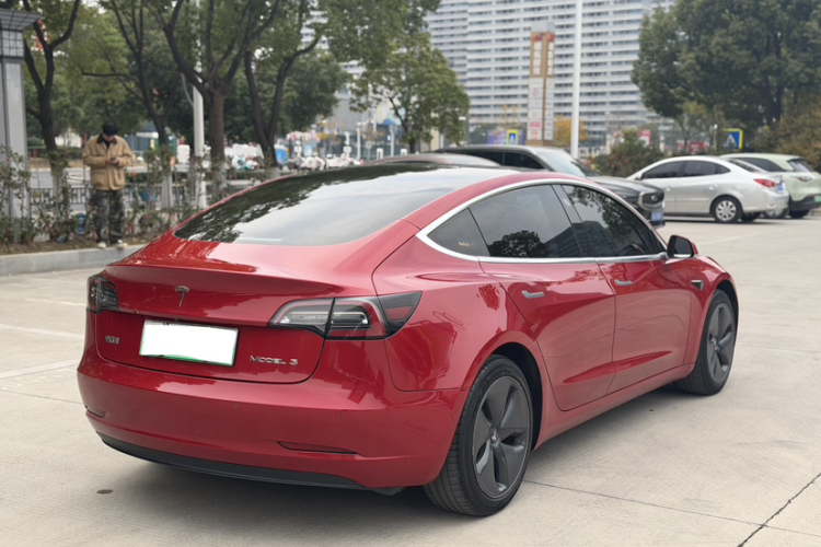 特斯拉 Model 3 2019款 标准续航后驱升级版车身外观6005