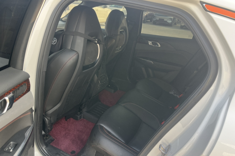 领克03 2019款 1.5TD DCT劲Pro版 国VI中控内饰7004