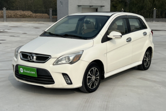 北京汽车 绅宝D20 2015款 两厢 1.5L 手动乐尚版
