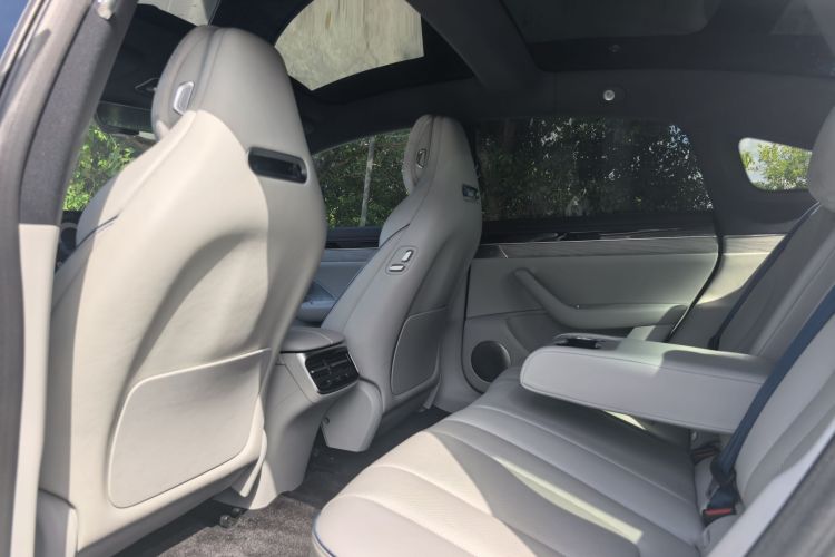 鸿蒙智行 智界S7 2025款 705km Pro中控内饰7003