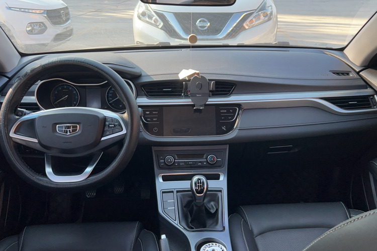 吉利汽车 帝豪 2019款  领军版 1.5L 手动豪华型 国VI中控内饰7006