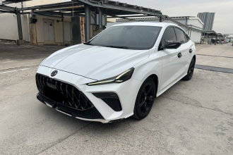 名爵 MG5天蝎座 2022款 1.5T Trophy运动豪享版