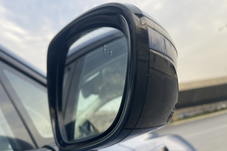 红旗天工06 2025款 660 四驱 智选版局部细节9009