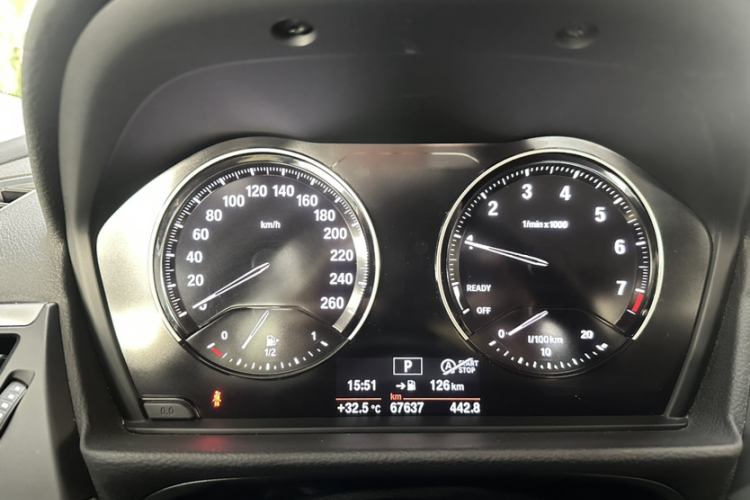 宝马1系 2018款 改款 118i 运动型中控内饰15