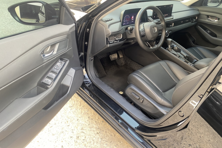 本田 英仕派 2023款 260TURBO 典雅版中控内饰7004