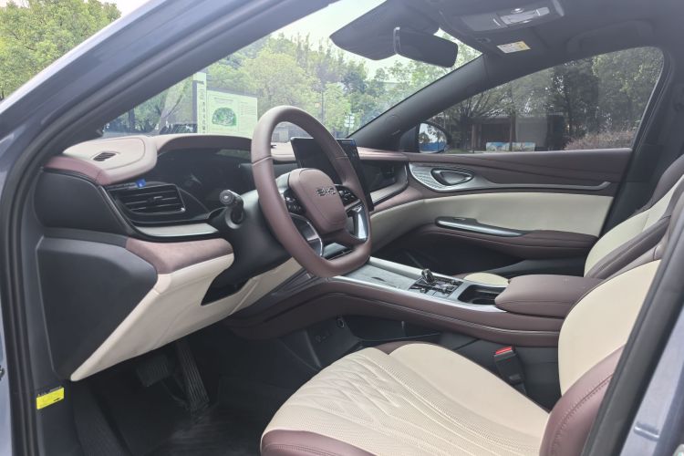 比亚迪 海豹 2023款 DM-i 1.5T 200km 旗舰型中控内饰7003