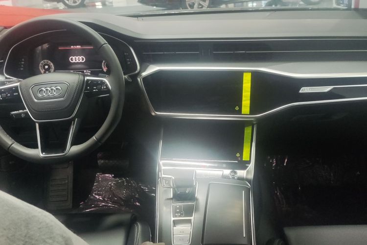 奥迪A6L 2026款 40 TFSI 豪华动感型中控内饰7001