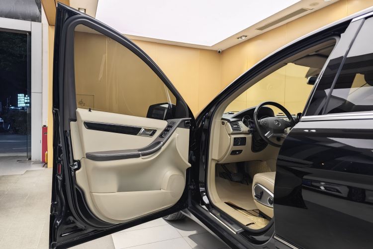 奔驰R级 2014款 R 320 4MATIC 豪华型车身外观6006