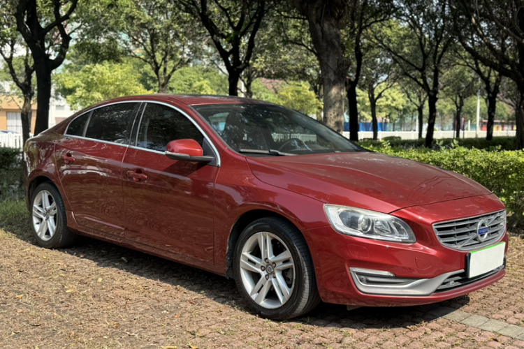 沃尔沃S60 2014款 S60L T5 智驭版车身外观6006