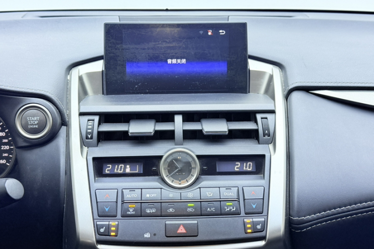 雷克萨斯NX 2016款 200 全驱 锋尚版局部细节9005