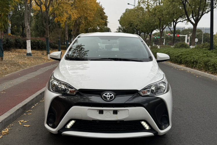 丰田 YARiS L 致炫 2016款 改款 1.5E CVT魅动版车身外观6009
