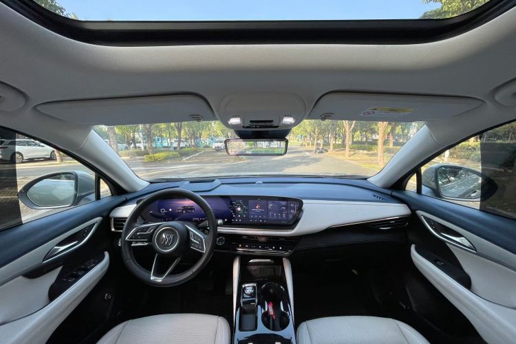 别克 2024款 昂科威Plus 四驱Avenir艾维亚中控内饰7004