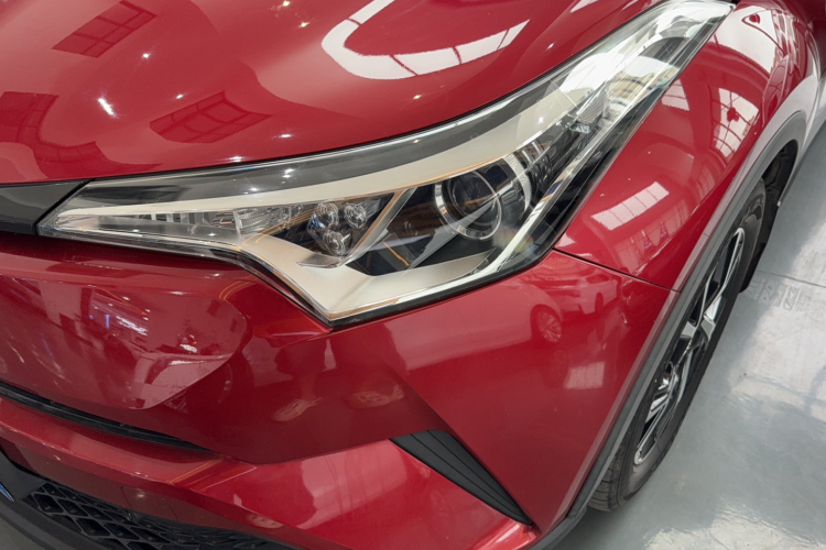 丰田C-HR 2020款 2.0L 领先版局部细节36