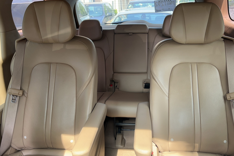 别克GL8 2020款 ES陆尊 653T 旗舰型中控内饰7014