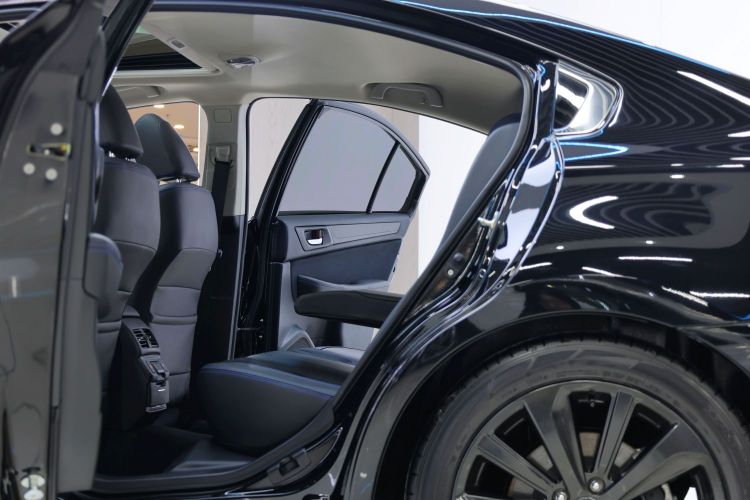 斯巴鲁 力狮 2020款 改款 2.5i 荣耀限量版 EyeSight中控内饰7008