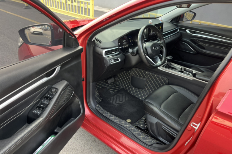 吉利汽车 帝豪 2022款 第4代 1.5L CVT尊贵型中控内饰7004