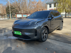 领克08 EM-P 2025款 120km 长续航Pro