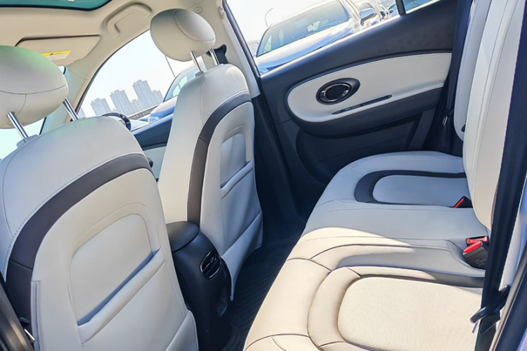 江淮钇为 钇为3 2023款 505km Pro中控内饰7001