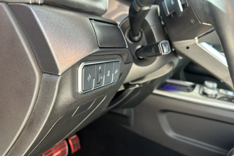 坦克300 2021款 越野版 2.0T 挑战者局部细节9007