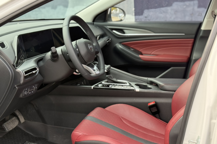 长安 逸动 2021款 PLUS 蓝鲸NE 1.4T GDI DCT尊贵型中控内饰7001