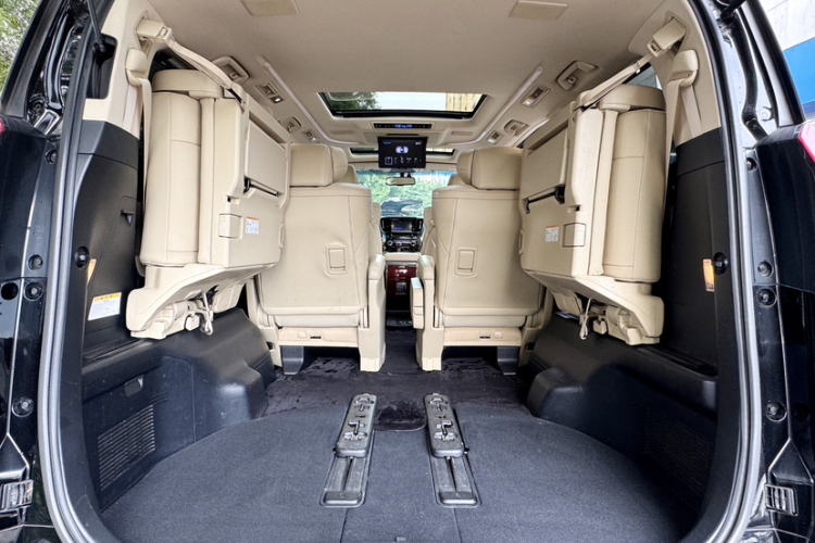 丰田 埃尔法 2015款 3.5L 豪华版中控内饰7007