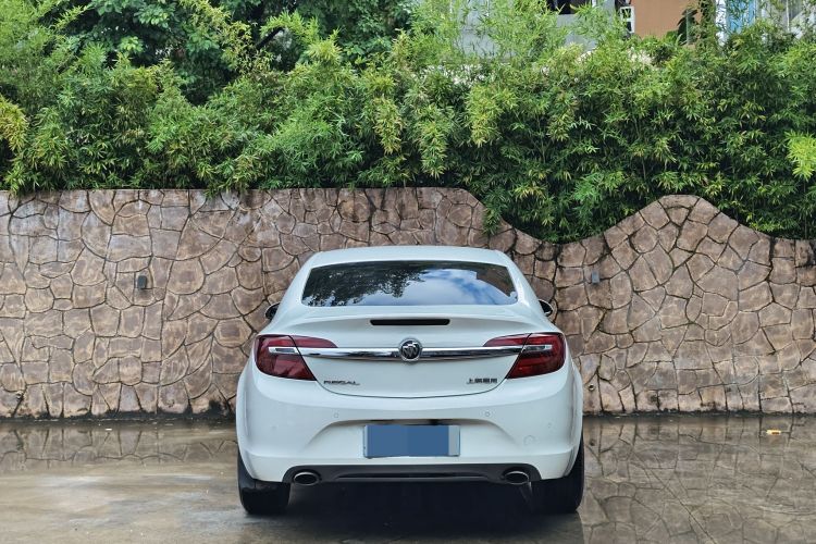 别克 君威 2015款 2.0L 领先时尚型车身外观6004