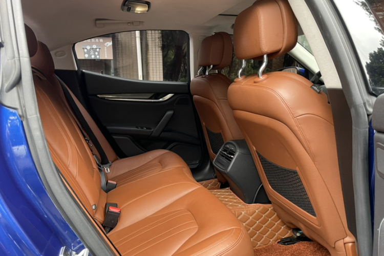 玛莎拉蒂 Ghibli 2017款 3.0T 标准版中控内饰7006