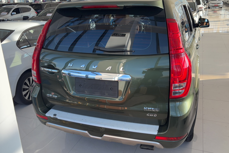 哈弗H9 2015款 2.0T 四驱豪华型 7座车身外观6005