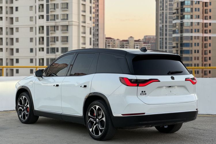 蔚来ES8 2020款 450KM 签名版 六座版车身外观6006