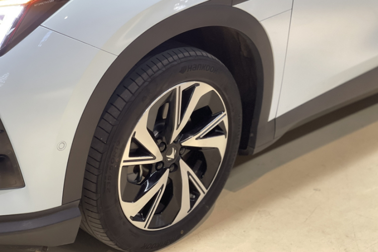 ARCFOX极狐 极狐 阿尔法T5(ARCFOX αT5) 2024款 520 MAX车身外观6002