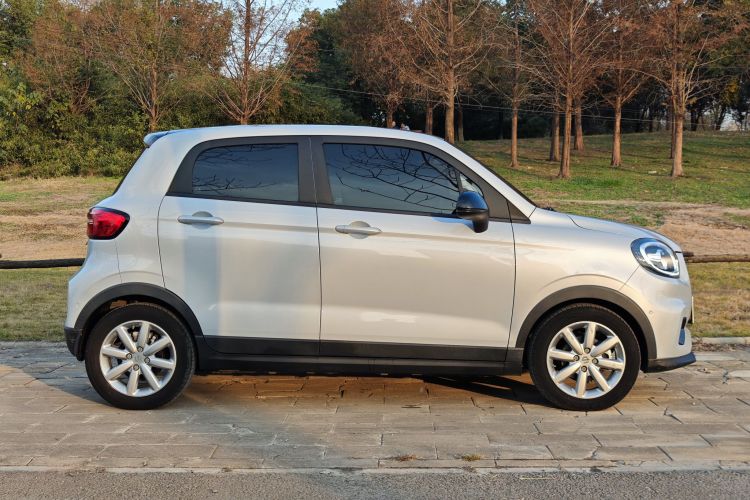 零跑汽车 零跑T03 2022款 星钻版车身外观6004