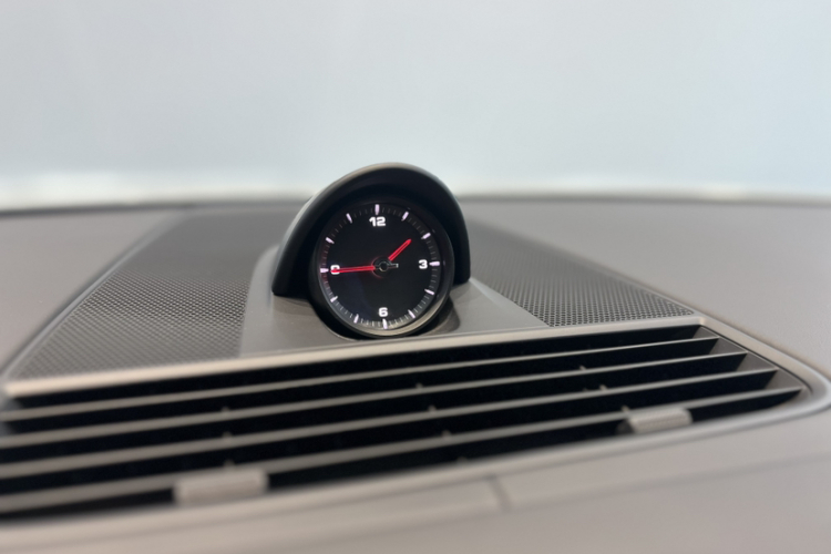 保时捷 2023款 改款 Panamera 2.9T 铂金版中控内饰7001