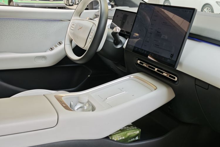 小鹏P7+ 2024款 长续航 Max中控内饰7006