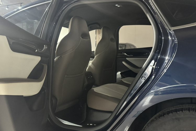 比亚迪 秦PLUS 2023款 冠军版 DM-i 55KM领先型中控内饰7002