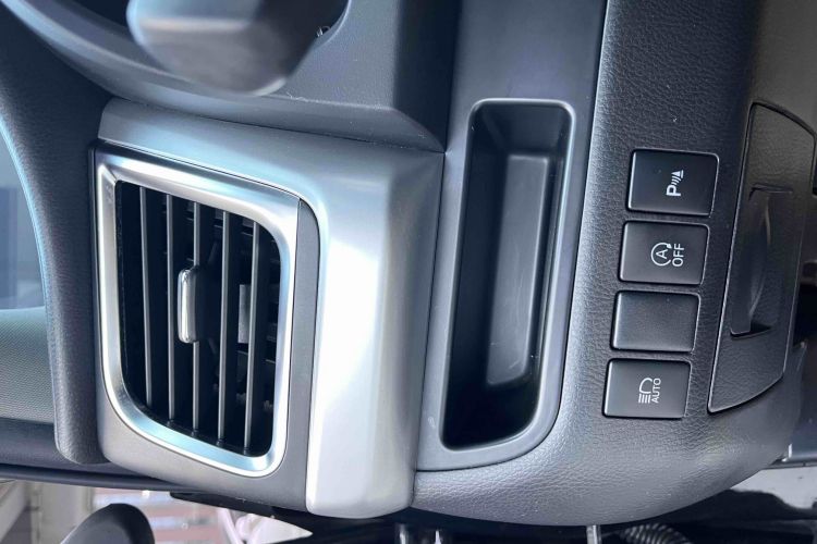 丰田 汉兰达 2018款 2.0T 四驱豪华版 7座 国VI中控内饰7010