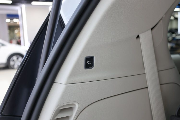 克莱斯勒 大捷龙(进口) 2017款 3.6L 尊享版局部细节9003