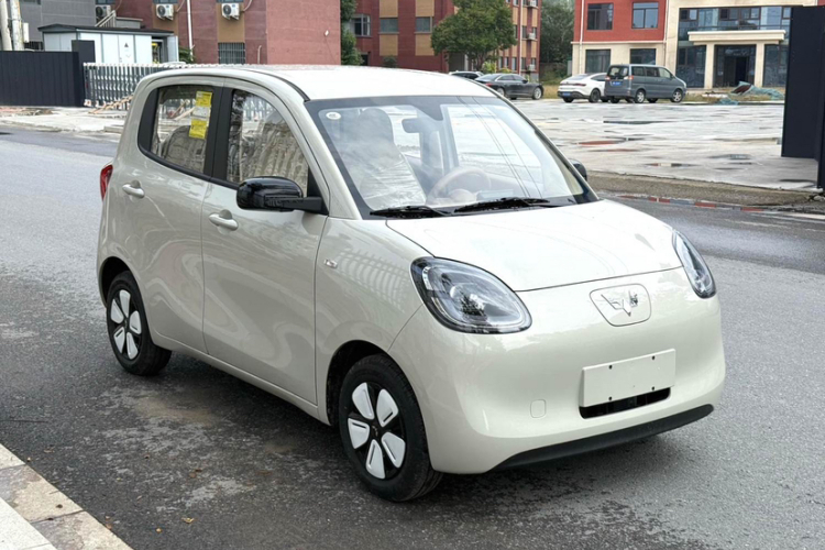 五菱汽车 宏光MINIEV 2025款 四门版 进阶款车身外观6006