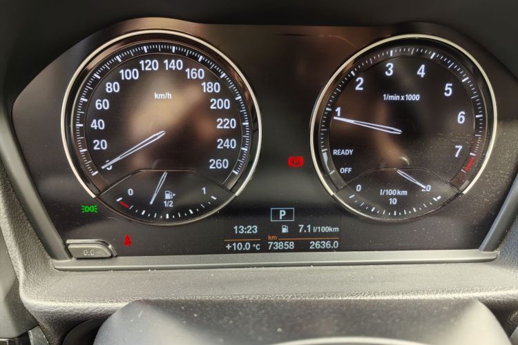 宝马1系 2020款 120i M运动套装中控内饰15