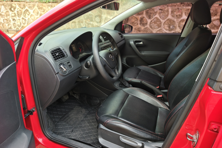 大众 Polo 2016款 1.4L 自动风尚型中控内饰7003