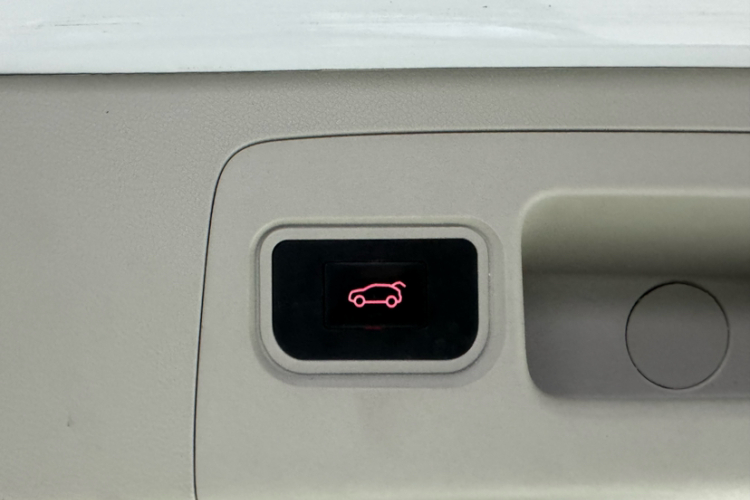 别克GL8 2023款 ES陆尊 舒适型车身外观6015