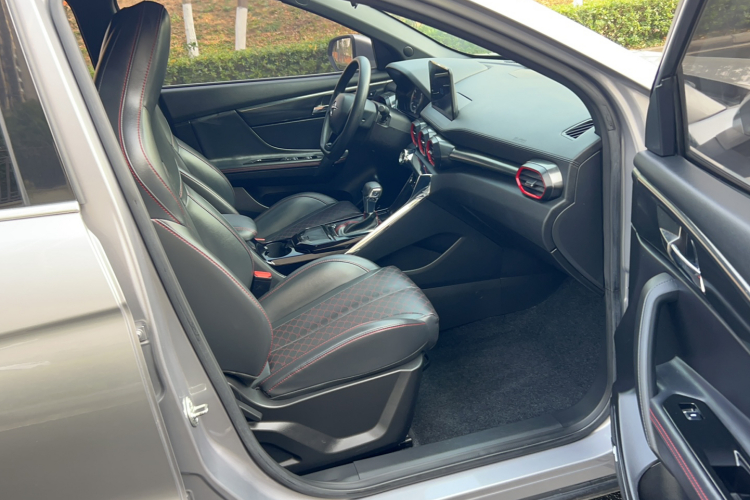 海马8S 2019款 1.6TGDI 自动潮版局部细节41