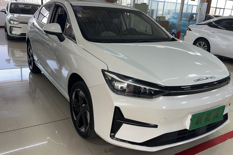 北京汽车 北京EU5 PLUS 2023款 R500 优享出行版车身外观6002