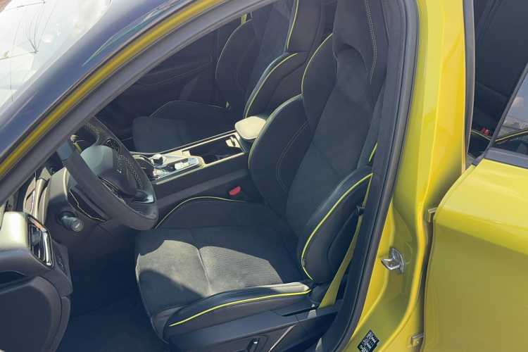 领克03 2019款 03+ 2.0TD 自动驭风版局部细节19